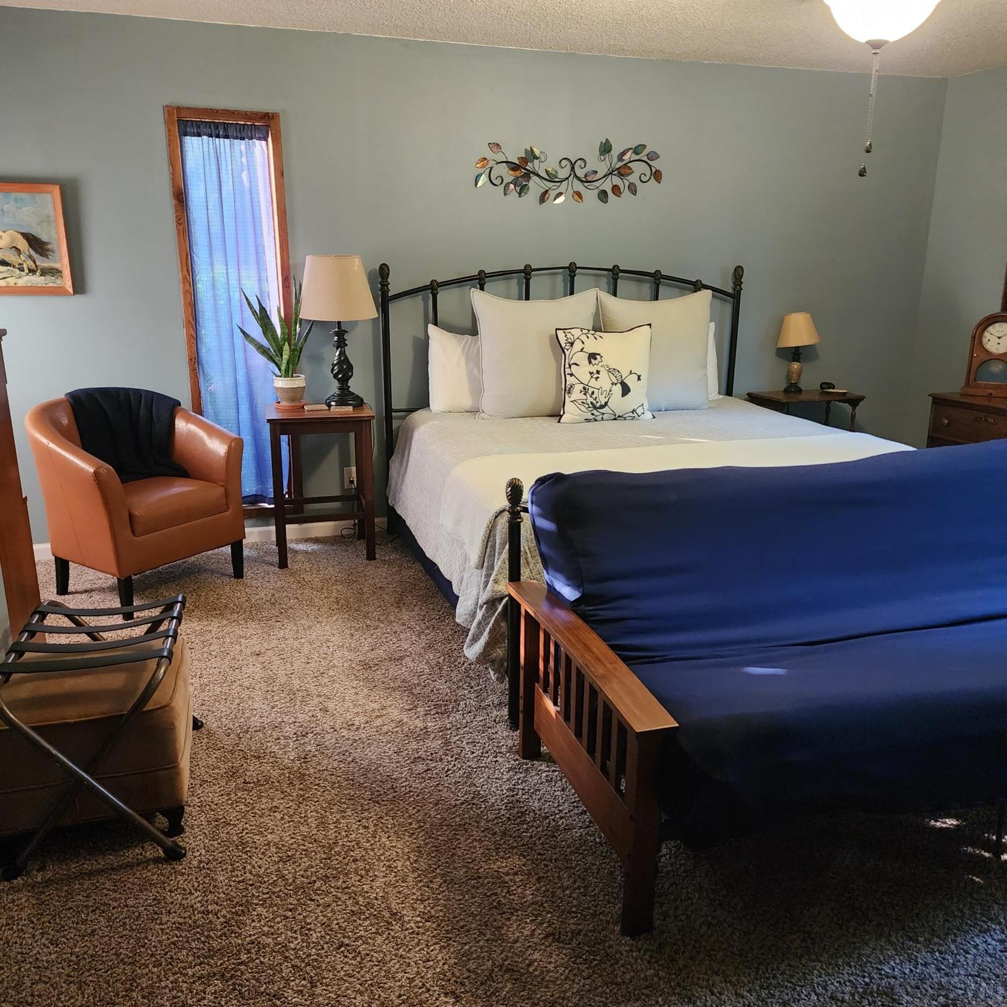 Sisters On Sycamore B&B Russellville Exterior photo